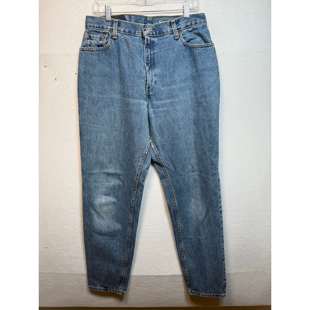 Levi's Women's 550 Relaxed Fit, Tapered Leg Jeans, Size 14